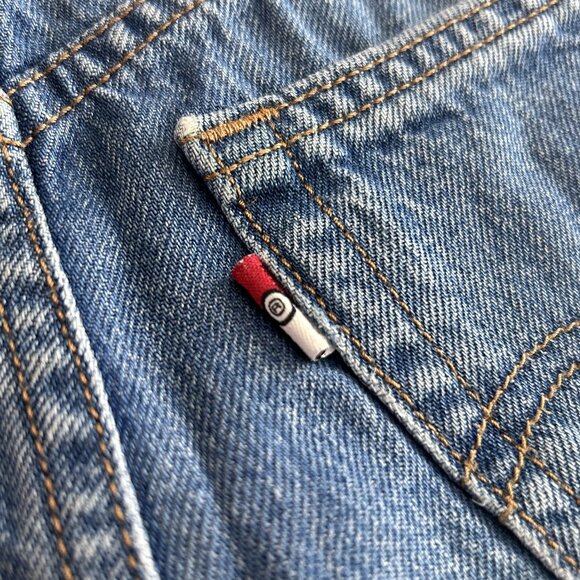 Levi's x Pokemon Misty's Cerulean Denim Shorts in Midwash Blue NO SUSPENDERS - Picture 10 of 10